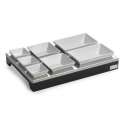 Display mit 7 Porzellan Schalen 46x32cm H: 5.5cm