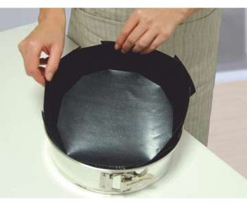 Einlegefolie fr Backformen, rund, schwarz, 24-26 cm